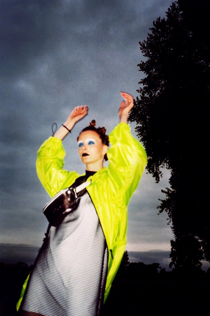 Rave1997-2.jpg