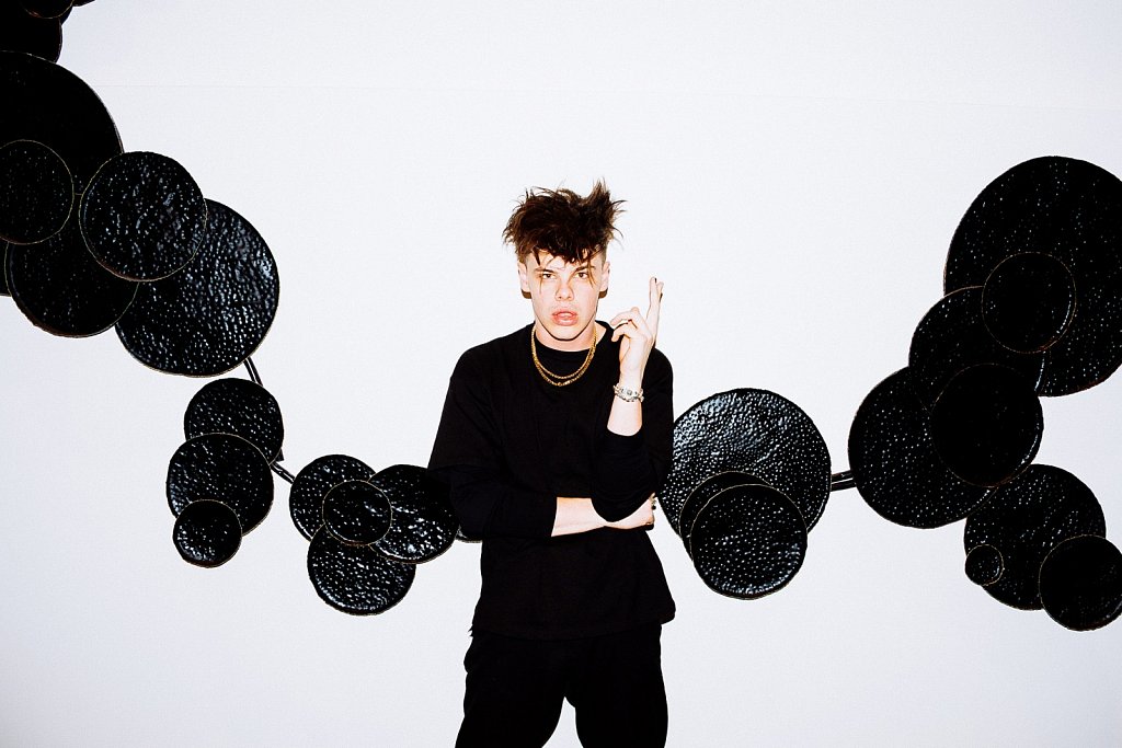 Yungblud-Frederike-Wetzels-2685xlarge2x1593861108.jpg